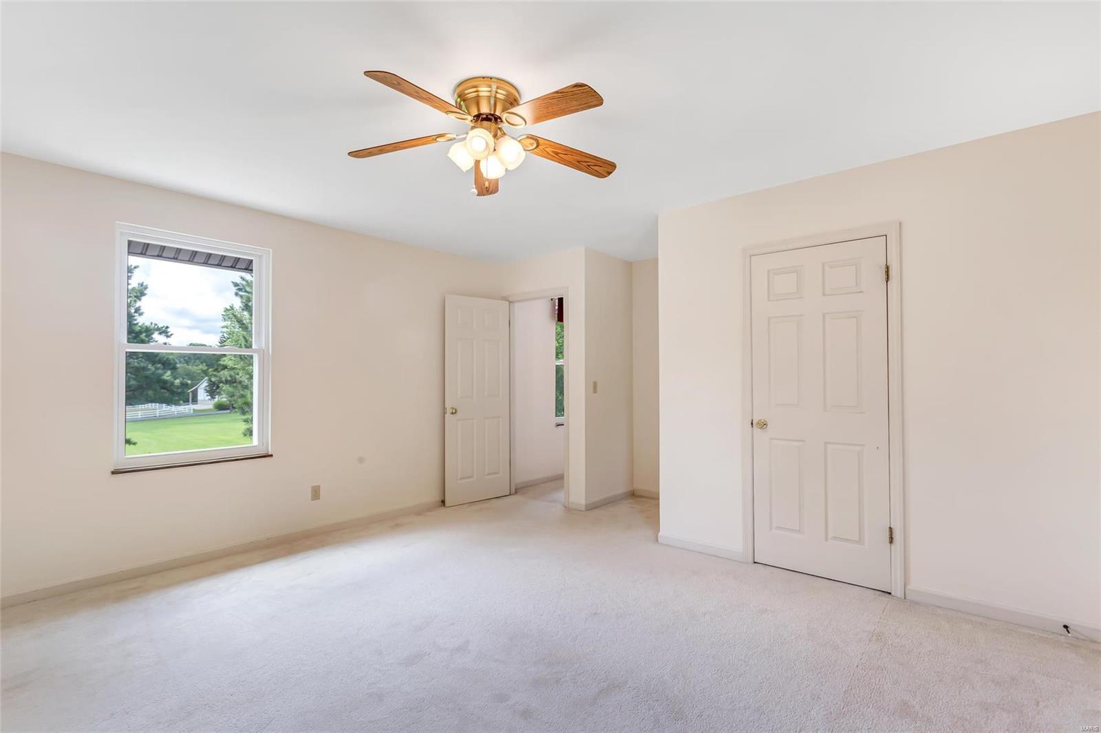 4411 Hueffmeier Road Defiance, MO 63341 - Photo 32 of 41 Gallery Image 32