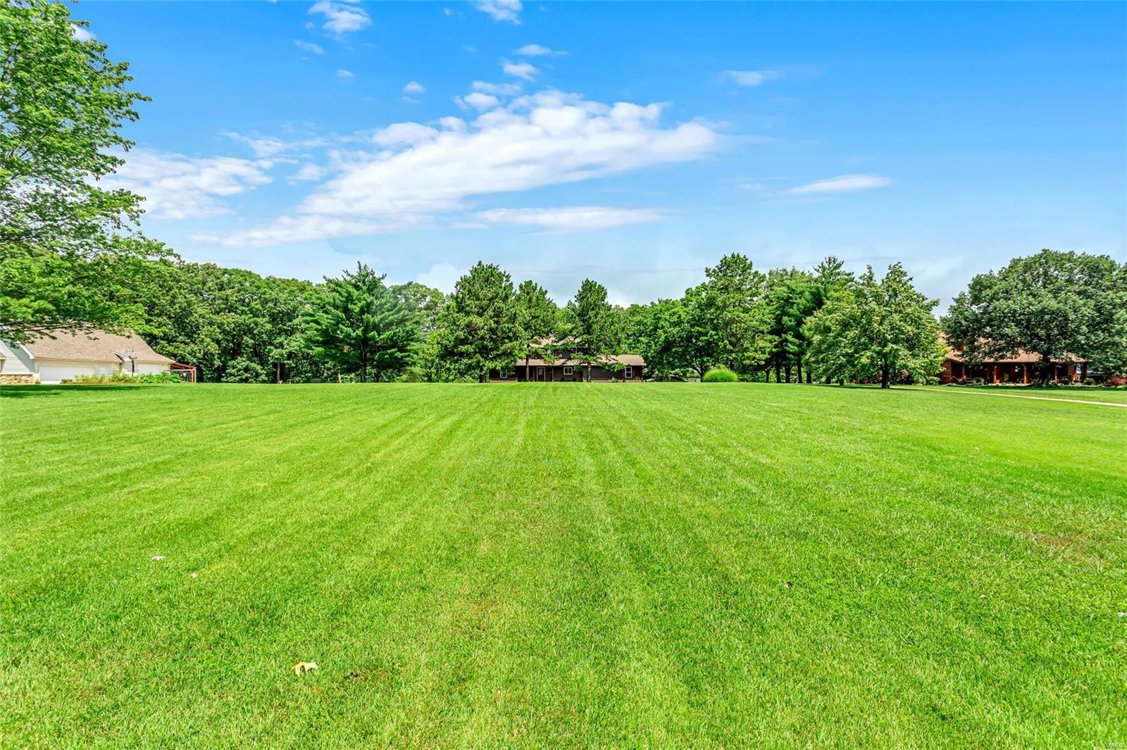 4411 Hueffmeier Road Defiance, MO 63341 - Photo 9 of 41 Gallery Image 9