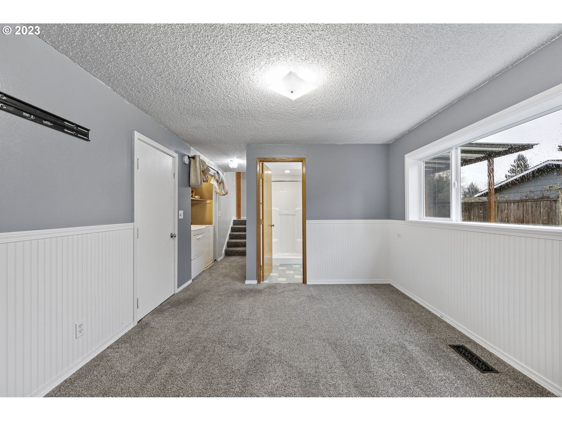 788 70th Street Springfield, OR 97478 - Photo 17 of 39
