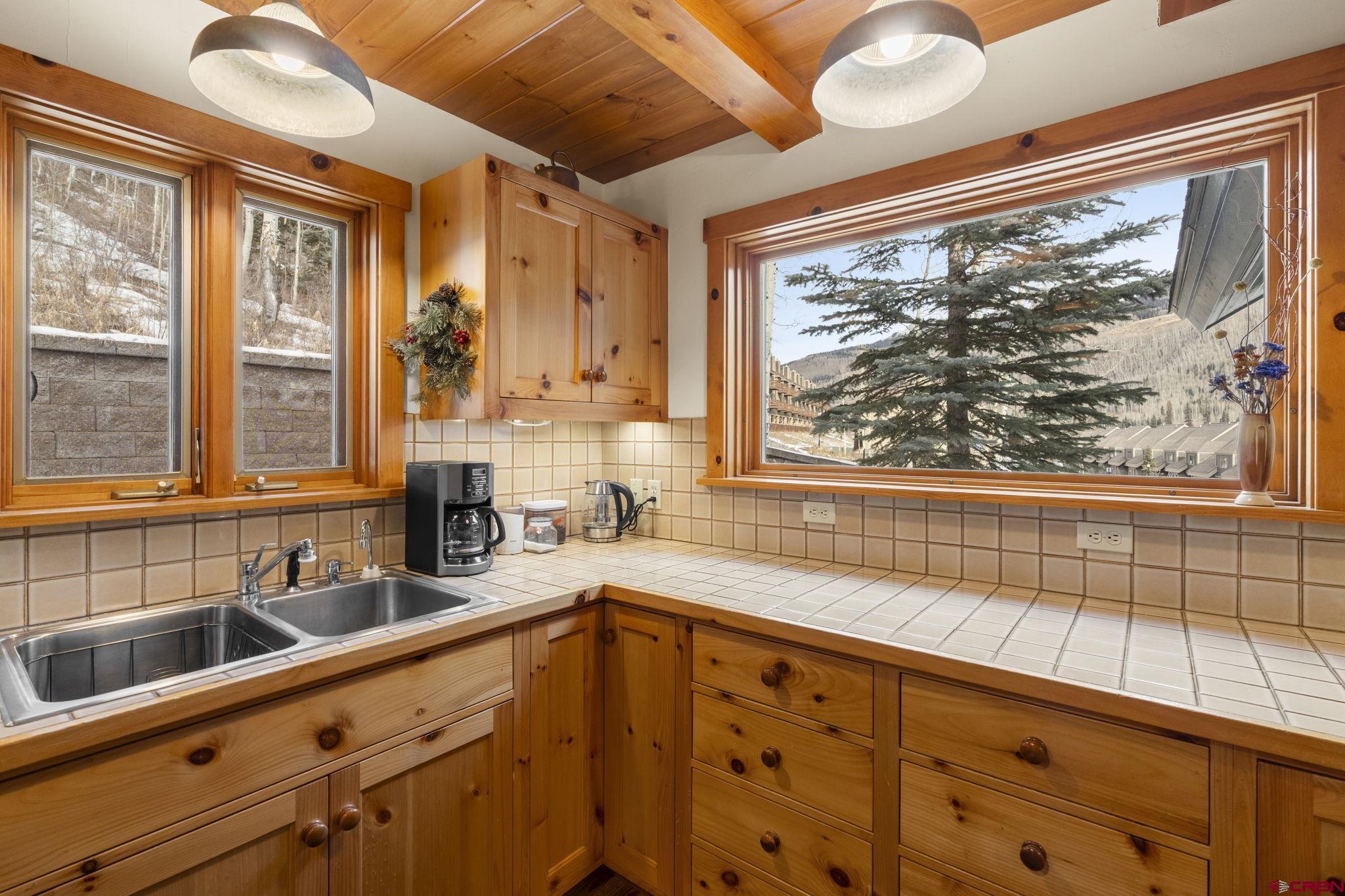 102 Meadow View Road Durango, CO 81301 - Photo 6 of 28