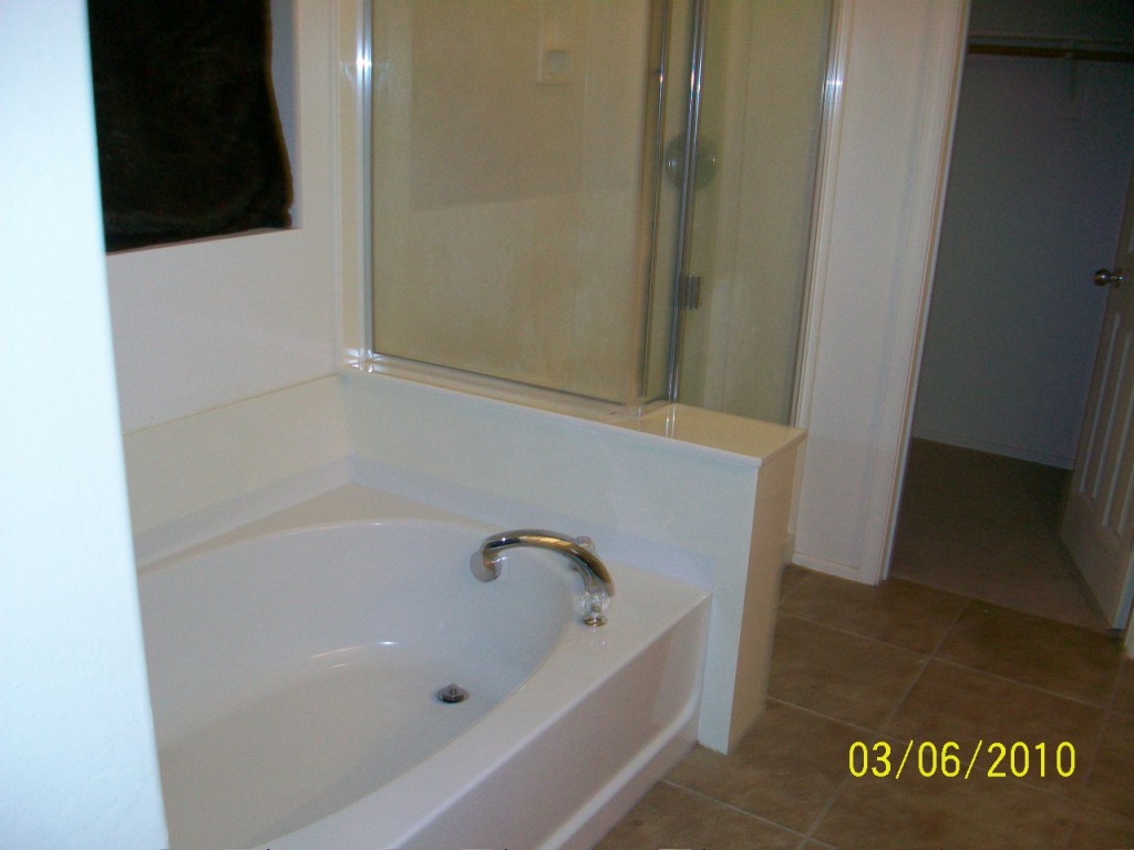 9925 West Chipman Road Tolleson, AZ 85353 - Photo 14 of 20 master bath