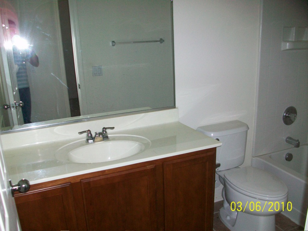 9925 West Chipman Road Tolleson, AZ 85353 - Photo 17 of 20 bathroom
