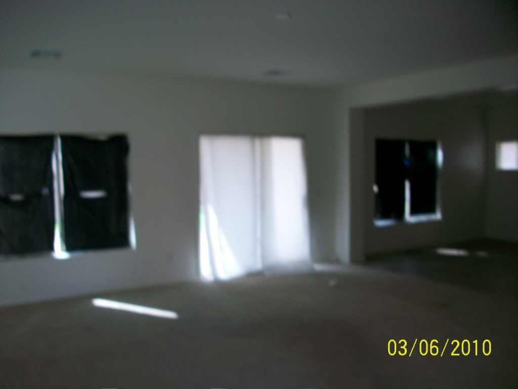 9925 West Chipman Road Tolleson, AZ 85353 - Photo 4 of 20 LIVING ROOM