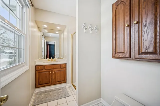 $675,000 | 1718 South Ridge Drive, Arlington Heights, IL 60005