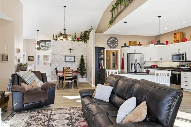 $349,900 | 30031 Natureview Lane, Grand Rapids, MN 55744