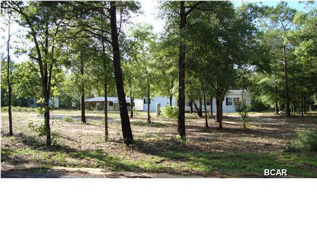 4208 Holmes Valley Road Vernon, FL 32462 - Photo 4 of 25 Gallery Image 4