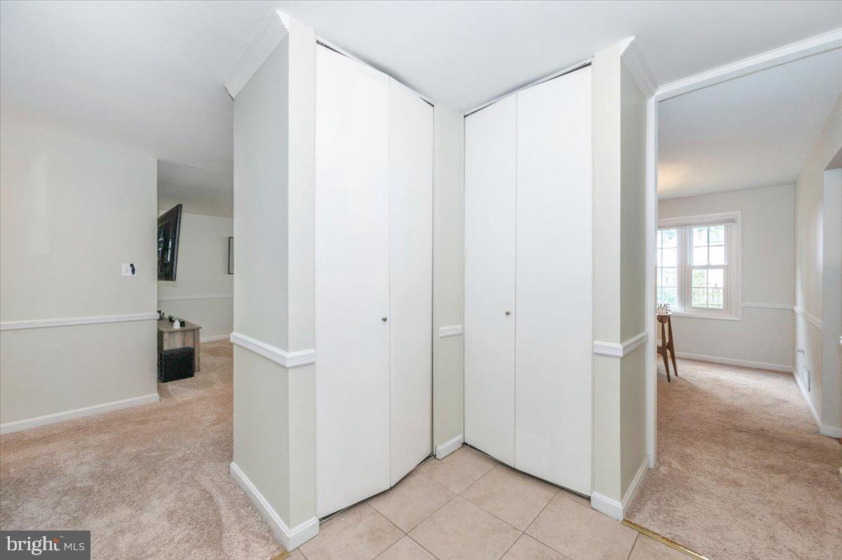 17305 Fletchall Road Poolesville, MD 20837 - Photo 7 of 51 Fantastic closet space!!