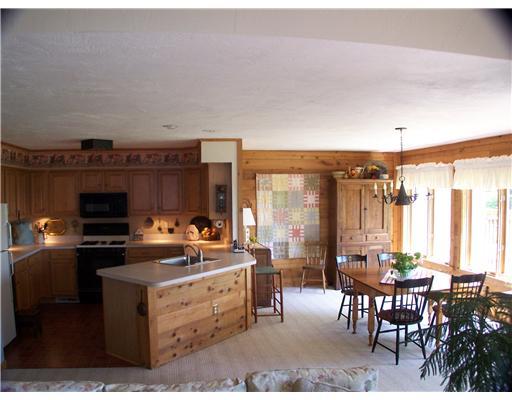 1947 South Ridge Way Hidden Valley, PA 15502 - Photo 4 of 18 Kitchen.