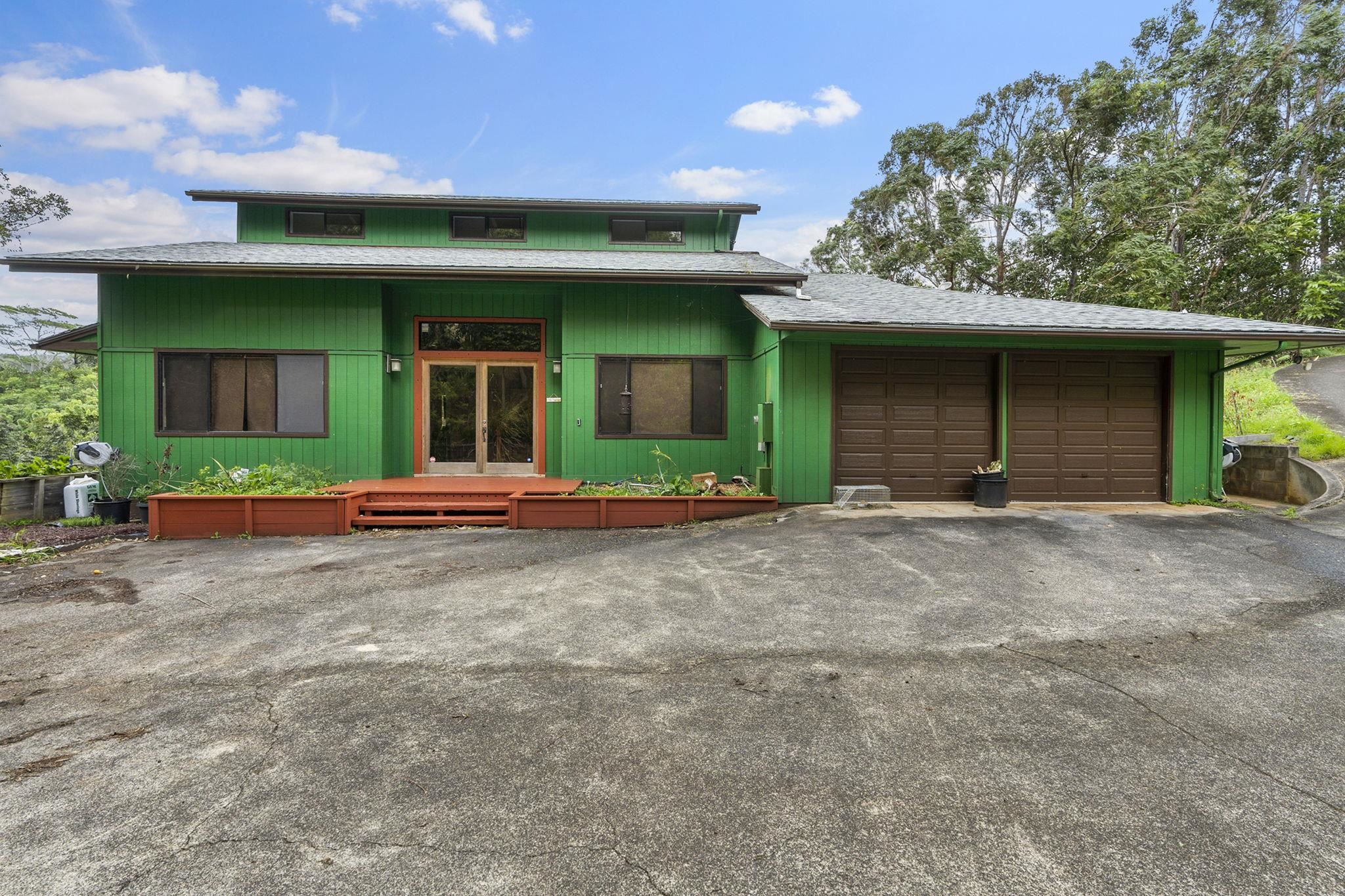 1515 Kaupakalua Road Haiku, HI 96708 - Photo 35 of 45 a house view with a outdoor space