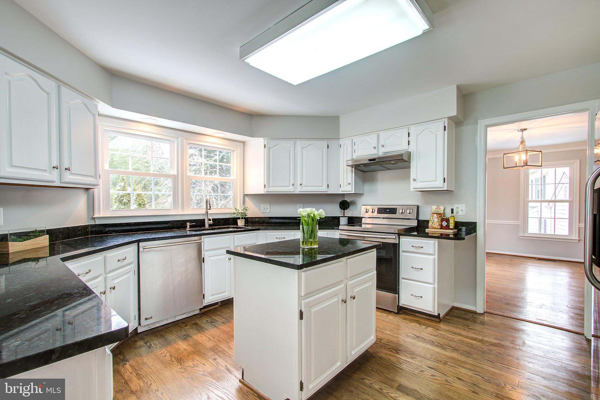 19923 Silverfield Drive Gaithersburg, MD 20886 - Photo 11 of 64