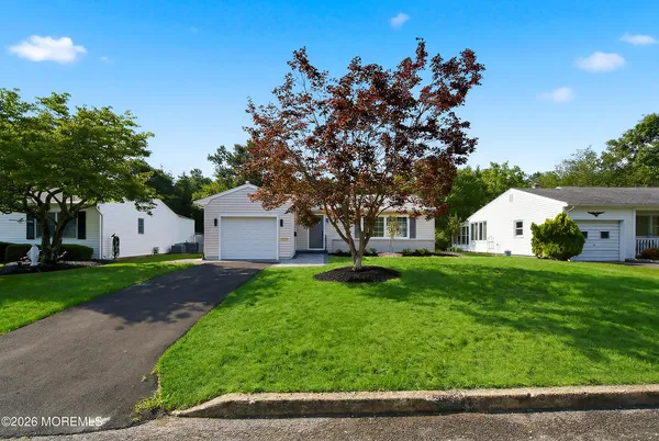 $309,000 | 1023 Edgebrook Drive North, Toms River, NJ 08757
