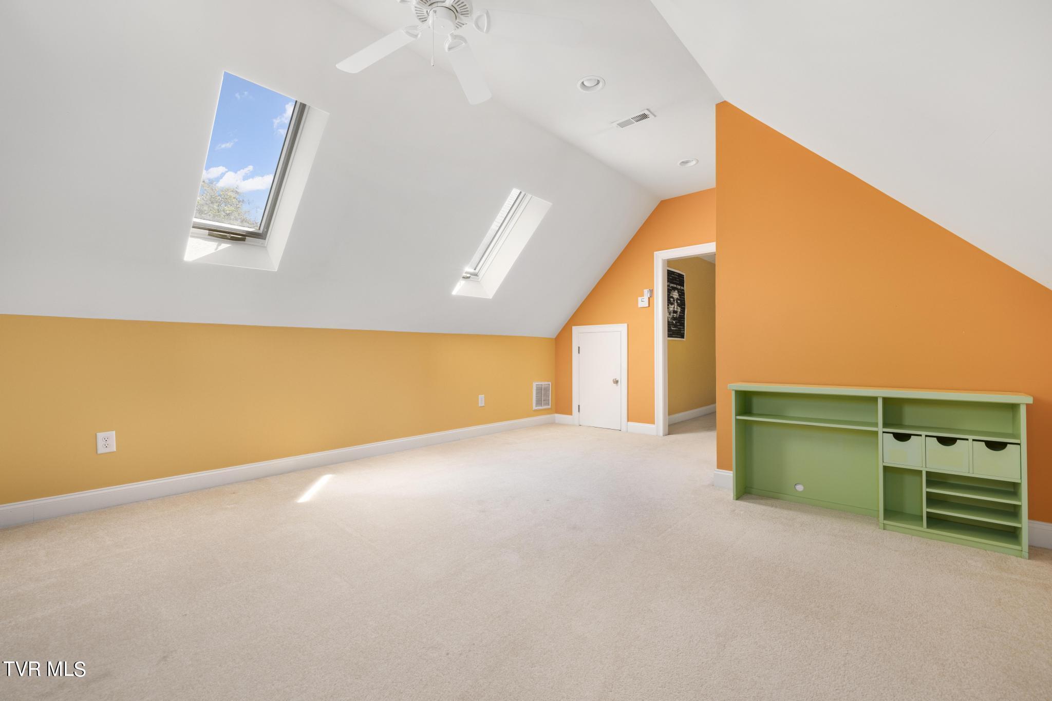 1031 Willows Trace Drive Johnson City, TN 37601 - Photo 36 of 83 Bonus room off of bedroom 2