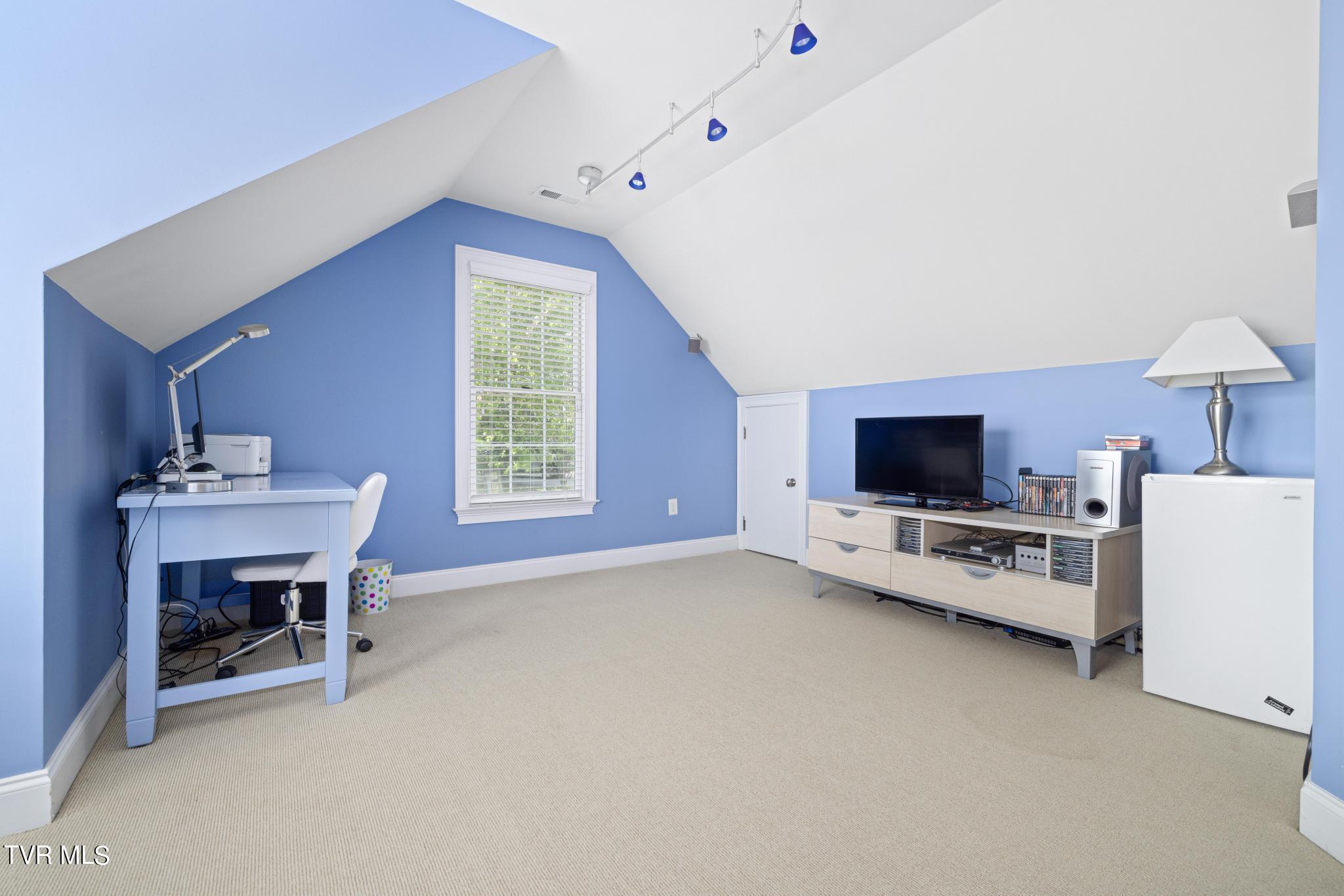 1031 Willows Trace Drive Johnson City, TN 37601 - Photo 40 of 83 Office/flex room