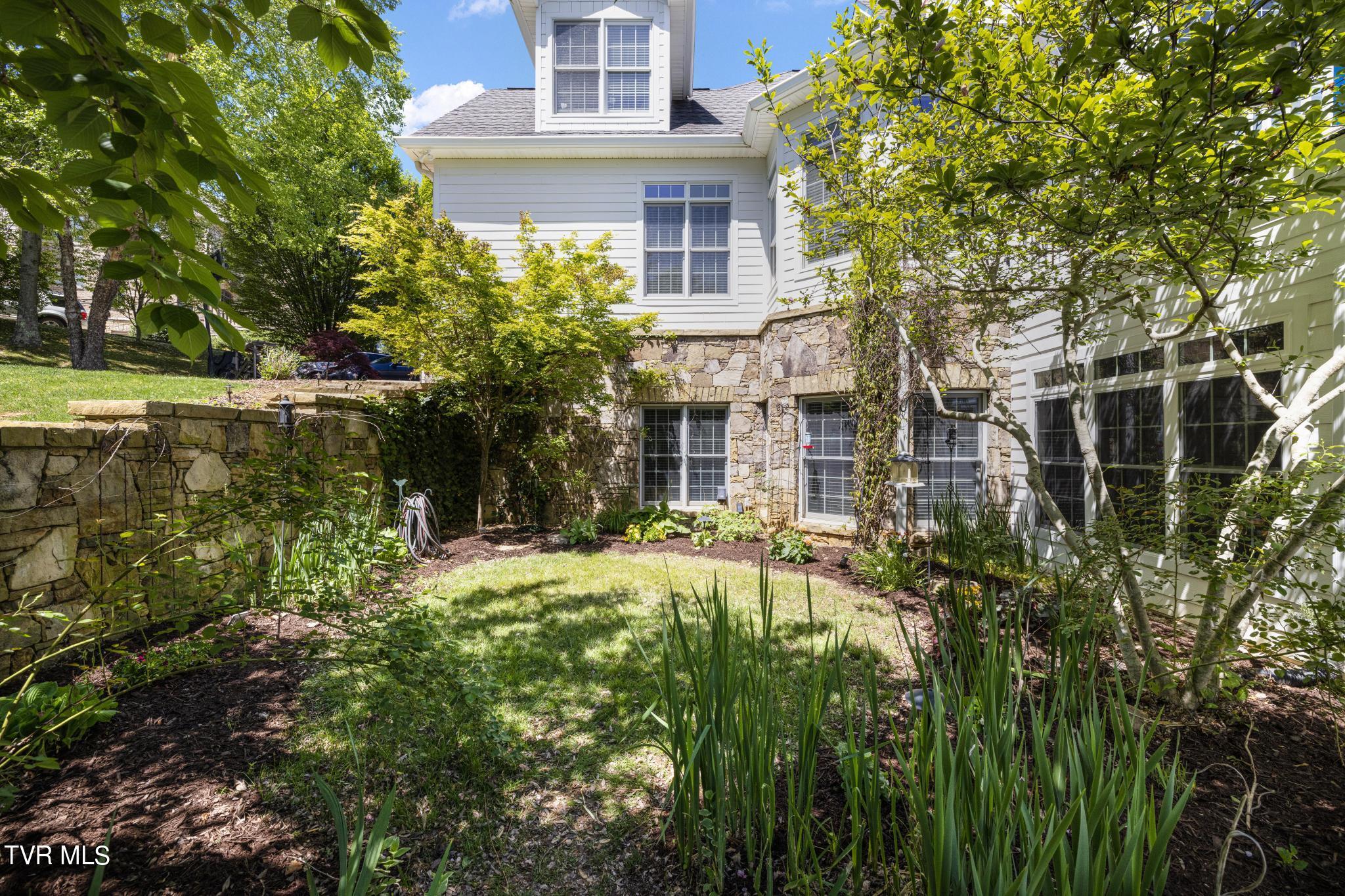 1031 Willows Trace Drive Johnson City, TN 37601 - Photo 71 of 83 Backyard