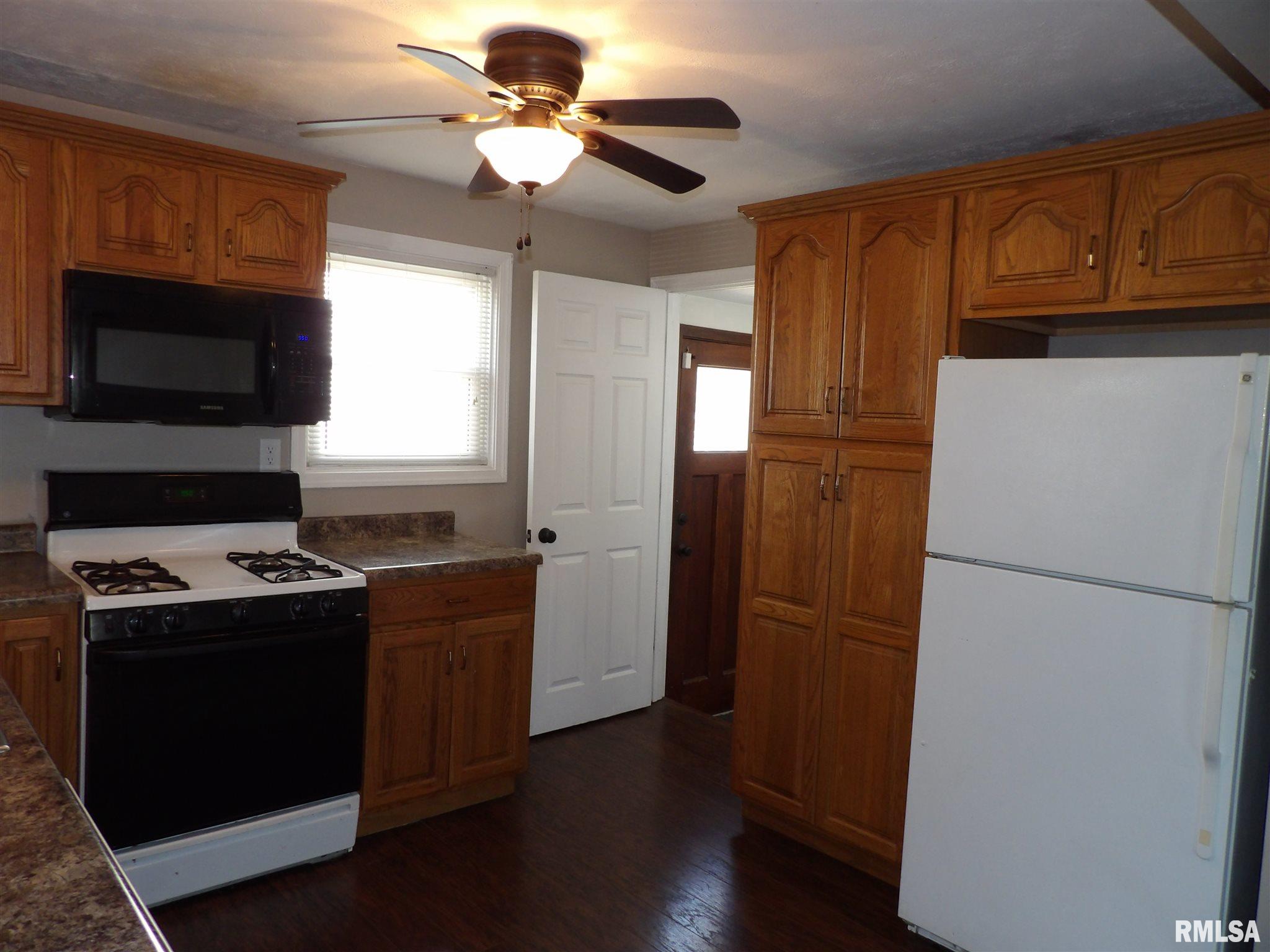1928 North 19th Street Springfield, IL 62702 - Photo 8 of 18 Gallery Image 8