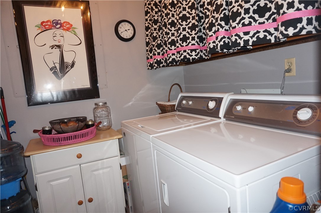 4277 Courthouse Road Prince George, VA 23875 - Photo 28 of 45 Washer and dryer area