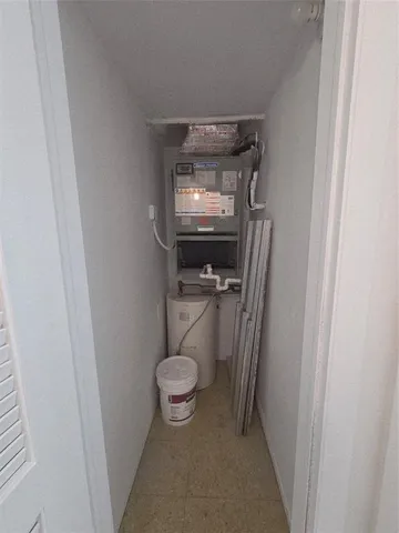 $1,600 | 1007 North 19th Avenue, Unit 4, Hollywood, FL 33020