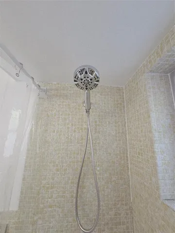 $1,600 | 1007 North 19th Avenue, Unit 4, Hollywood, FL 33020