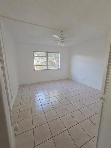 $1,600 | 1007 North 19th Avenue, Unit 4, Hollywood, FL 33020