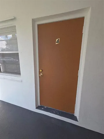 $1,600 | 1007 North 19th Avenue, Unit 4, Hollywood, FL 33020