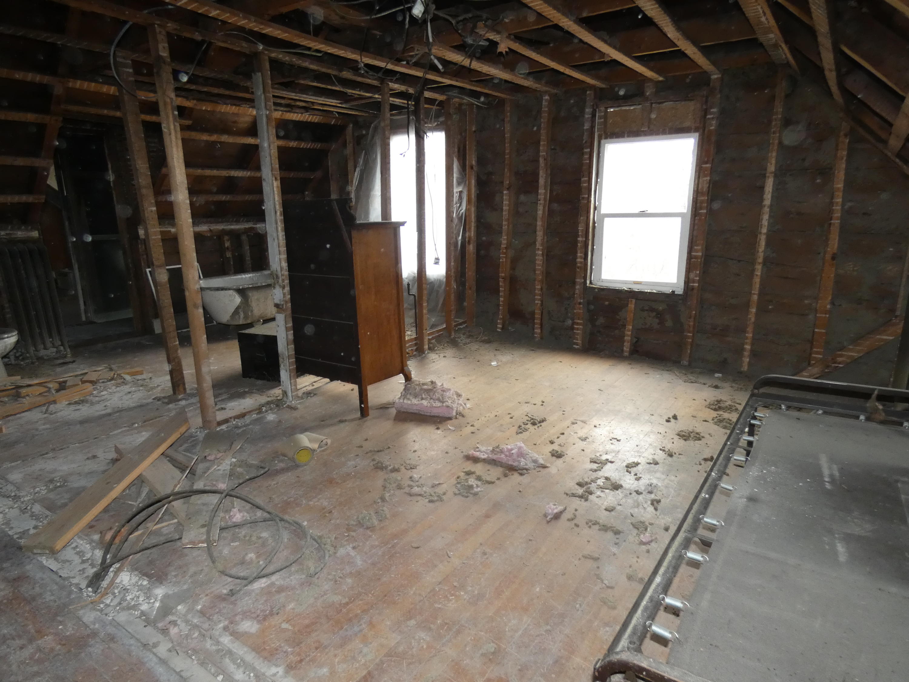 212 Pine Point Road Scarborough, ME 04074 - Photo 29 of 34 2nd Floor Bedroom (fire damaged-3)