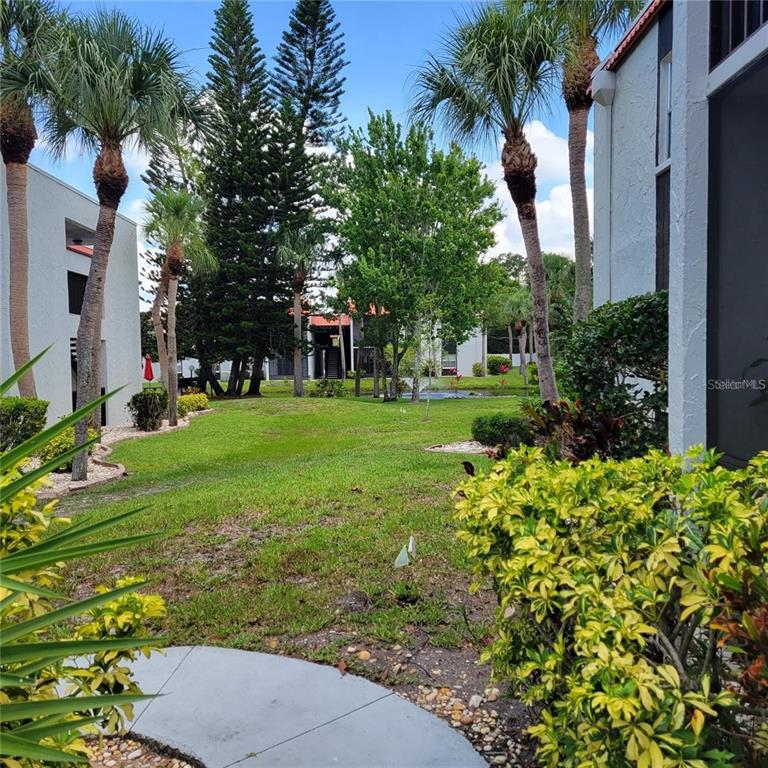 3275 South Beneva Road, Unit 104 Sarasota, FL 34232 - Photo 2 of 21