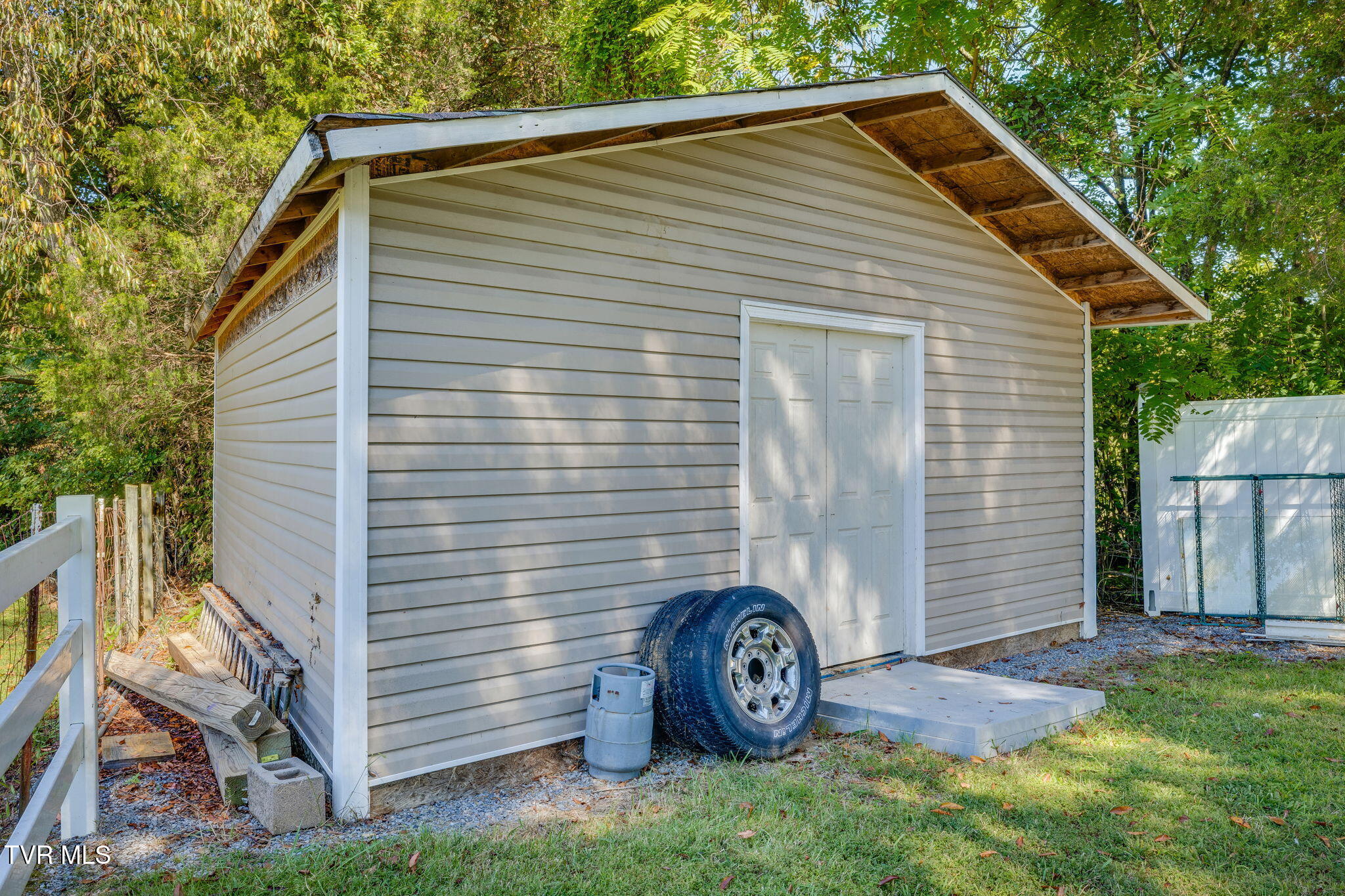 1238 Fordtown Road Jonesborough, TN 37659 - Photo 54 of 60 053