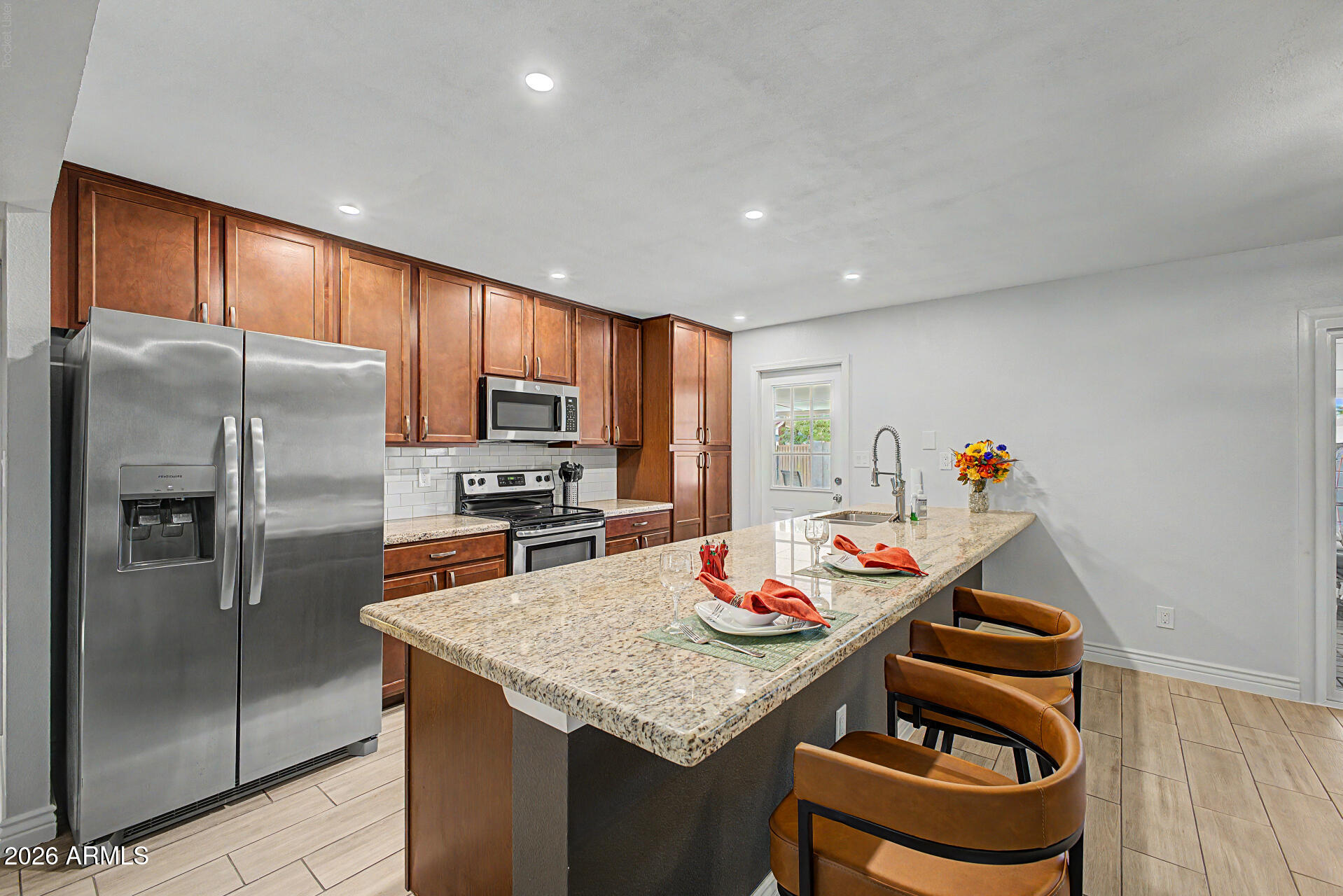 2332 East Riviera Drive Tempe, AZ 85282 - Photo 11 of 29 Kitchen