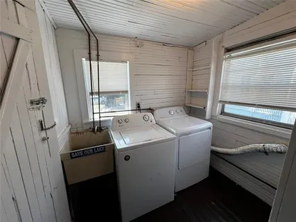 $1,350 | 124 South Hennessey Street, New Orleans, LA 70119