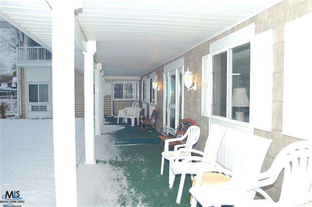 4500 Lakeshore Road, Unit 19 Fort Gratiot, MI 48059 - Photo 12 of 12 31130541-11.JPG