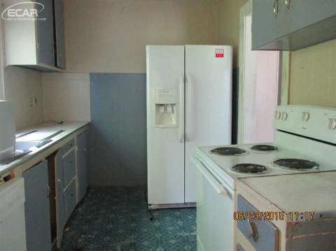 1590 Eberly Road Flint, MI 48532 - Photo 12 of 24 20442068-11.JPG