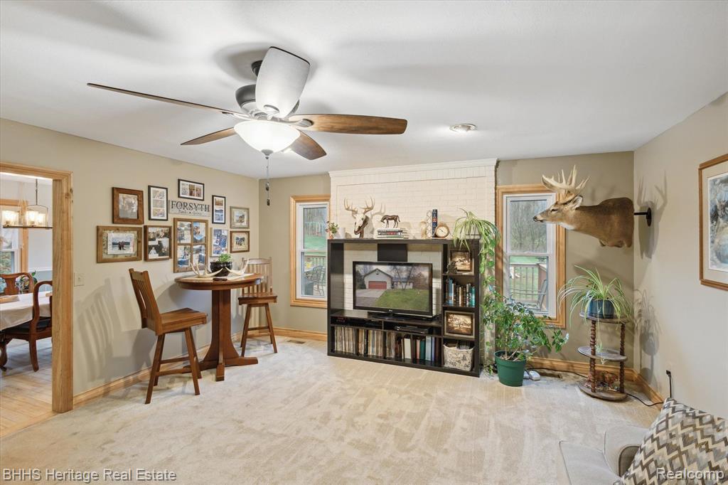5904 West Allen Road Fowlerville, MI 48836 - Photo 8 of 44