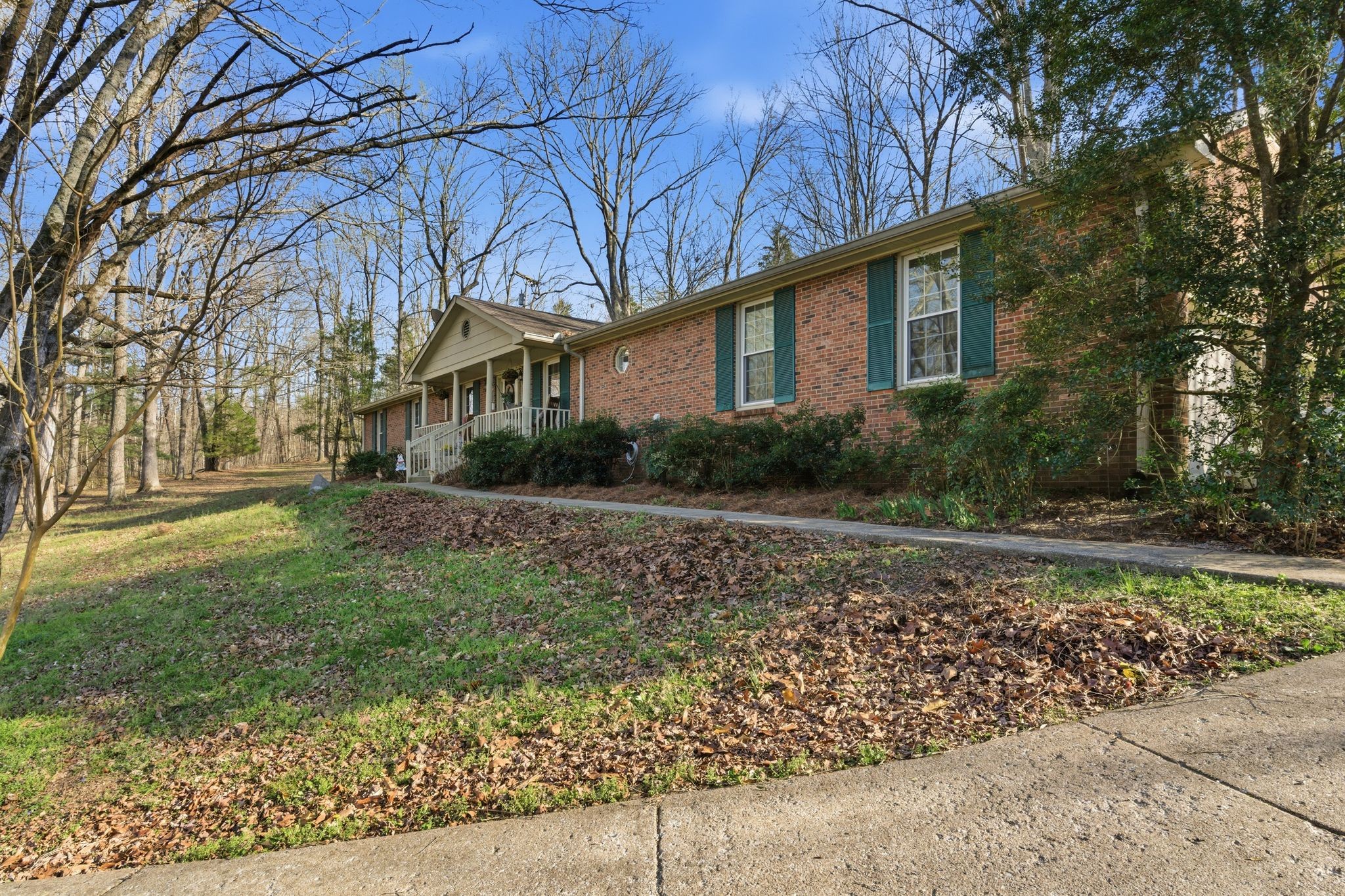 8073 Ridgewood Road Goodlettsville, TN 37072 - Photo 2 of 38 a view of a house with a yard