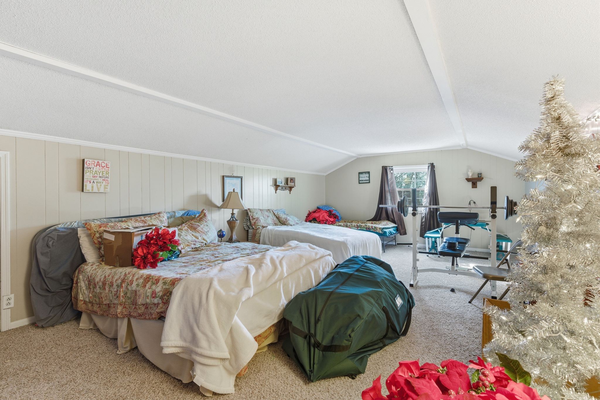 8073 Ridgewood Road Goodlettsville, TN 37072 - Photo 28 of 38 a bed room with two bed and a couch