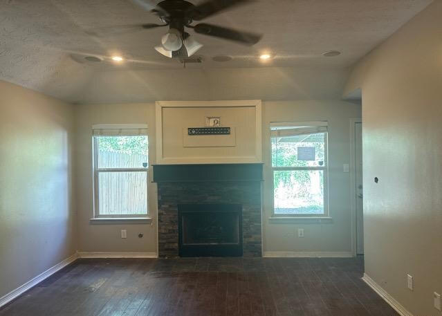 4513 Trophy Rack Drive Conroe, TX 77303 - Photo 6 of 31 Gallery Image 6