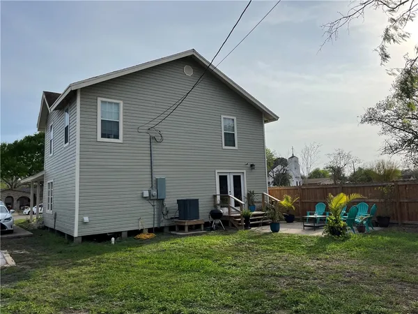 $229,000 | 516 East Alice Avenue, Kingsville, TX 78363