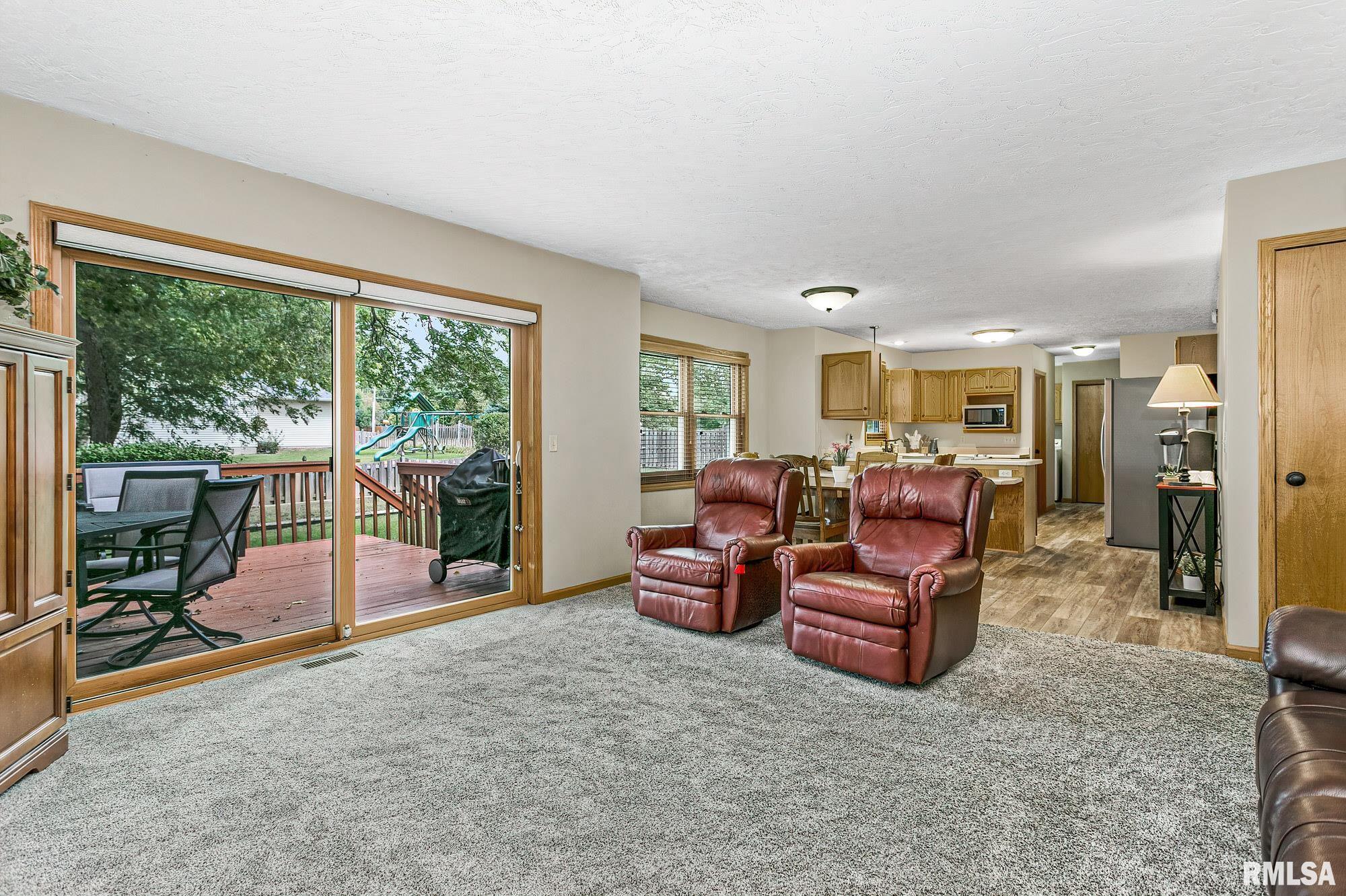 2350 Hunter Road Bettendorf, IA 52722 - Photo 12 of 35 Gallery Image 12