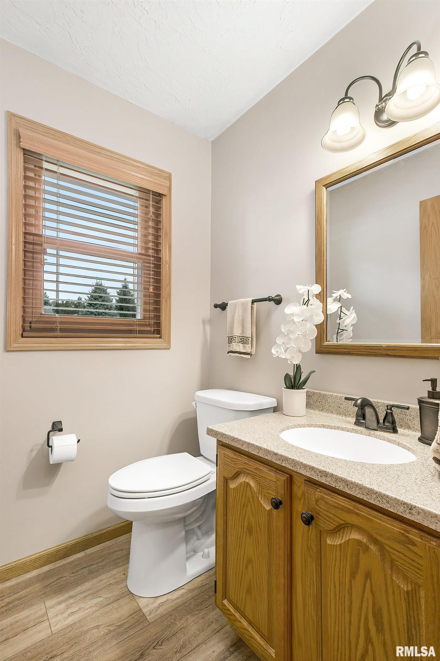 2350 Hunter Road Bettendorf, IA 52722 - Photo 19 of 35 Gallery Image 19