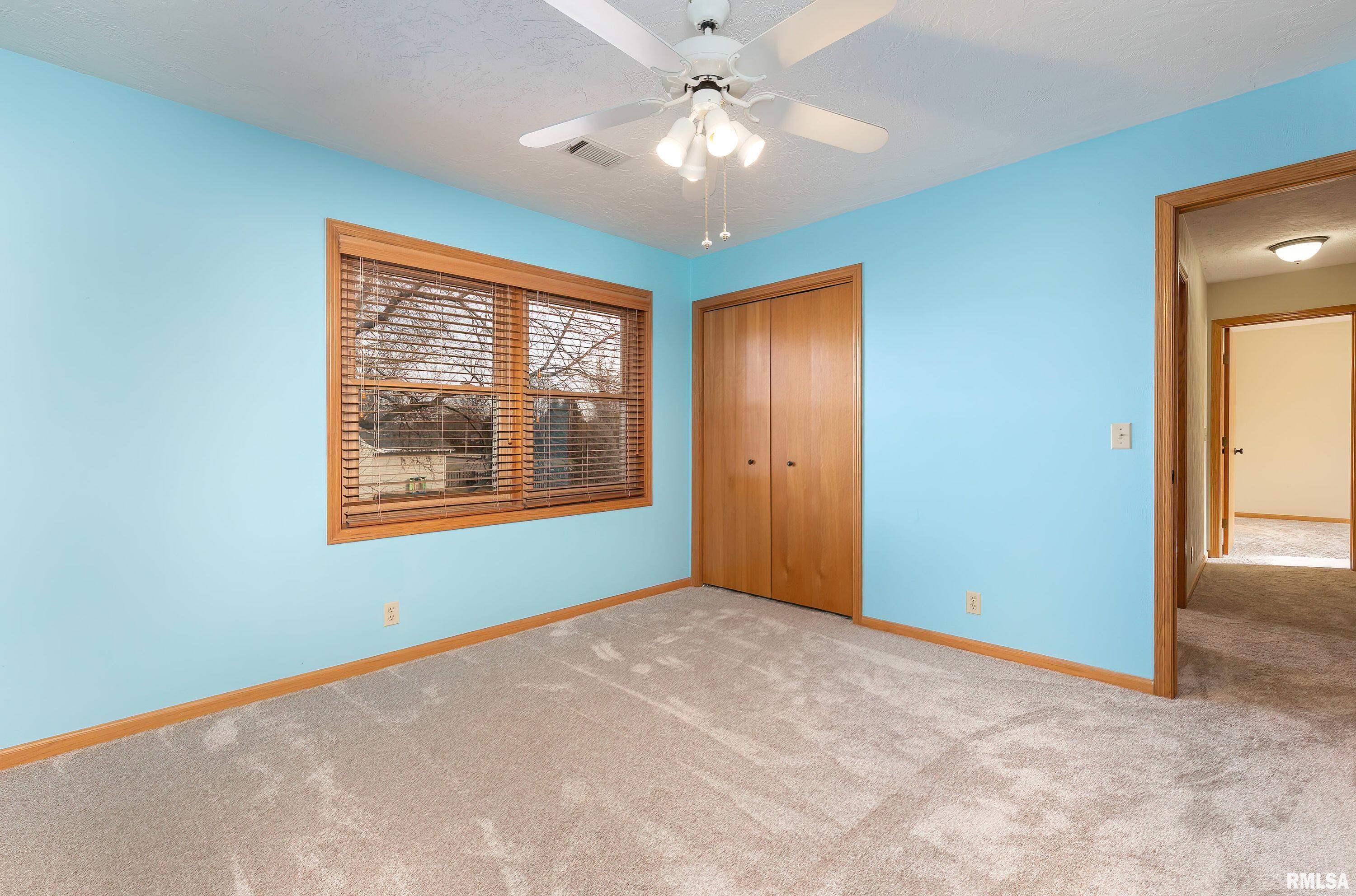2350 Hunter Road Bettendorf, IA 52722 - Photo 21 of 35 Gallery Image 21