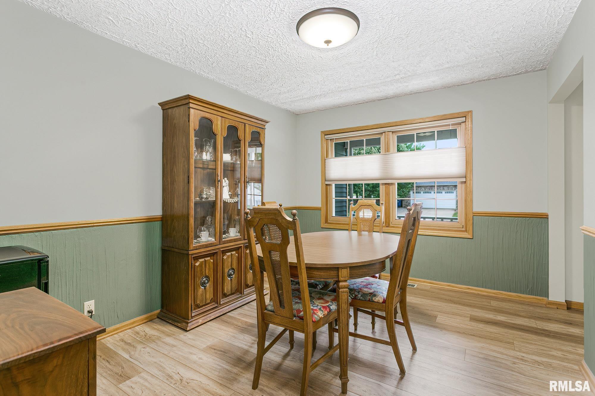 2350 Hunter Road Bettendorf, IA 52722 - Photo 5 of 35 Gallery Image 5