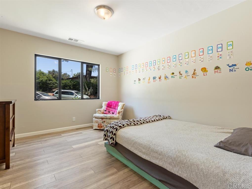 15055 Eastvale Road Poway, CA 92064 - Photo 12 of 25