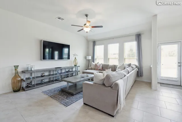 $3,500 | 920 Arvada Drive, Leander, TX 78641