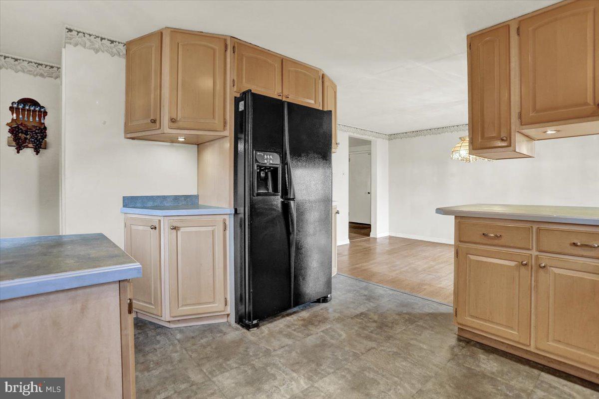 33 Kings Boulevard Reading, PA 19607 - Photo 25 of 37