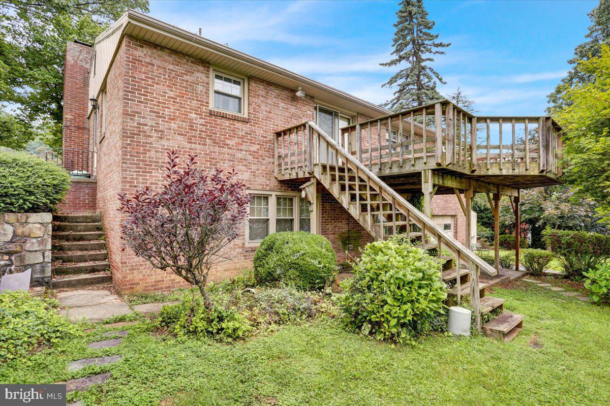 33 Kings Boulevard Reading, PA 19607 - Photo 33 of 37