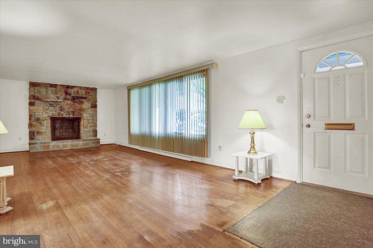 33 Kings Boulevard Reading, PA 19607 - Photo 8 of 37