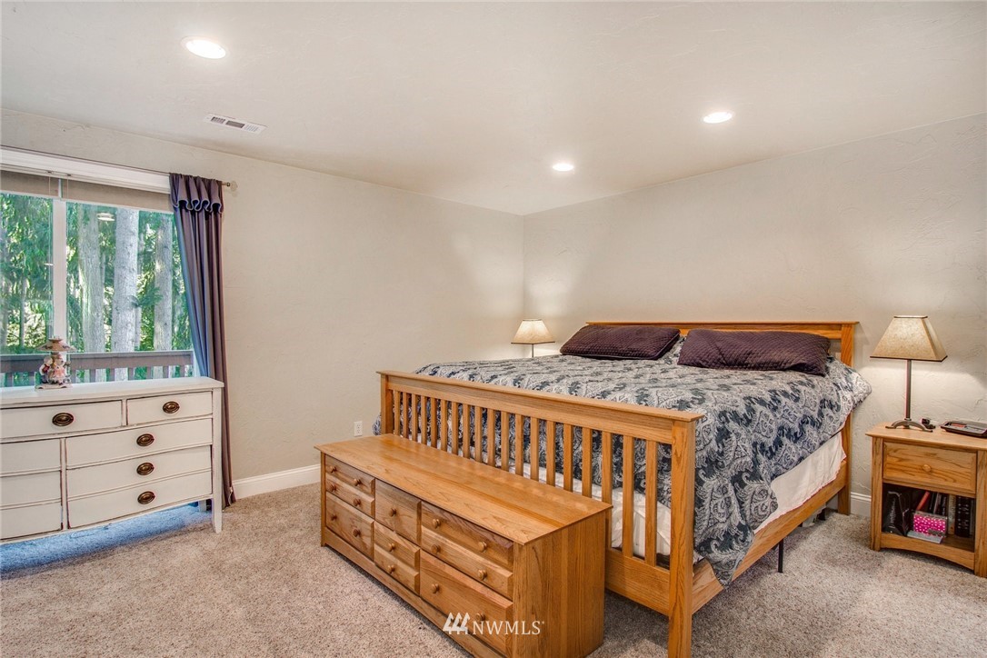 15113 Southeast 141st Place Renton, WA 98059 - Photo 13 of 25 Gallery Image 13