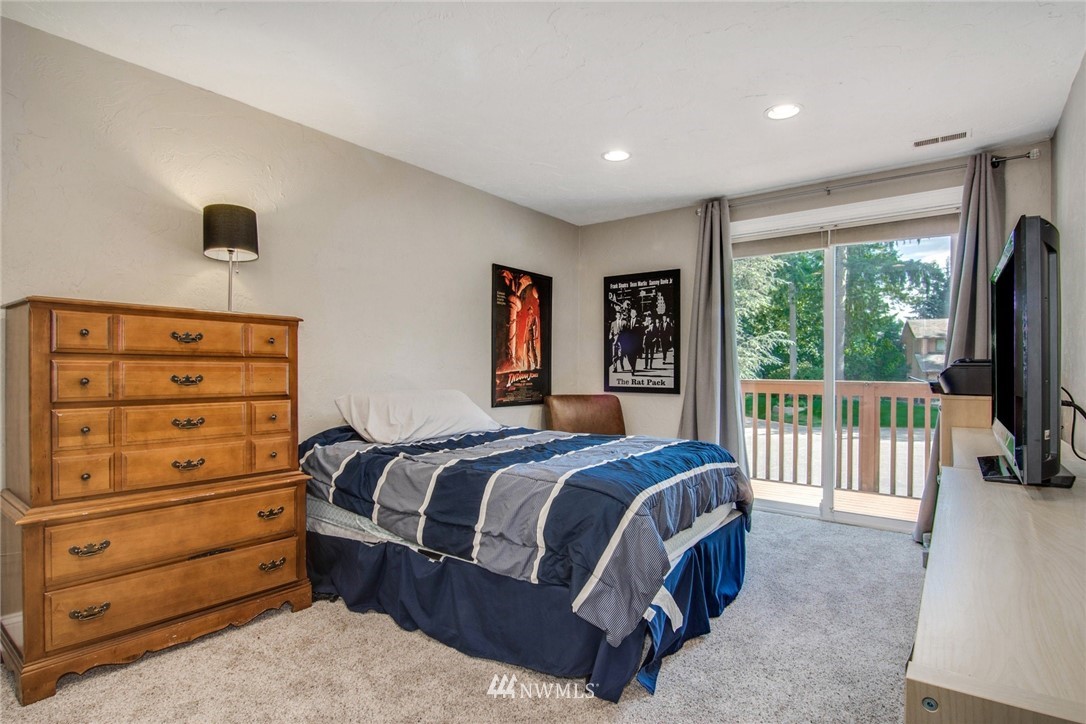 15113 Southeast 141st Place Renton, WA 98059 - Photo 17 of 25 Gallery Image 17