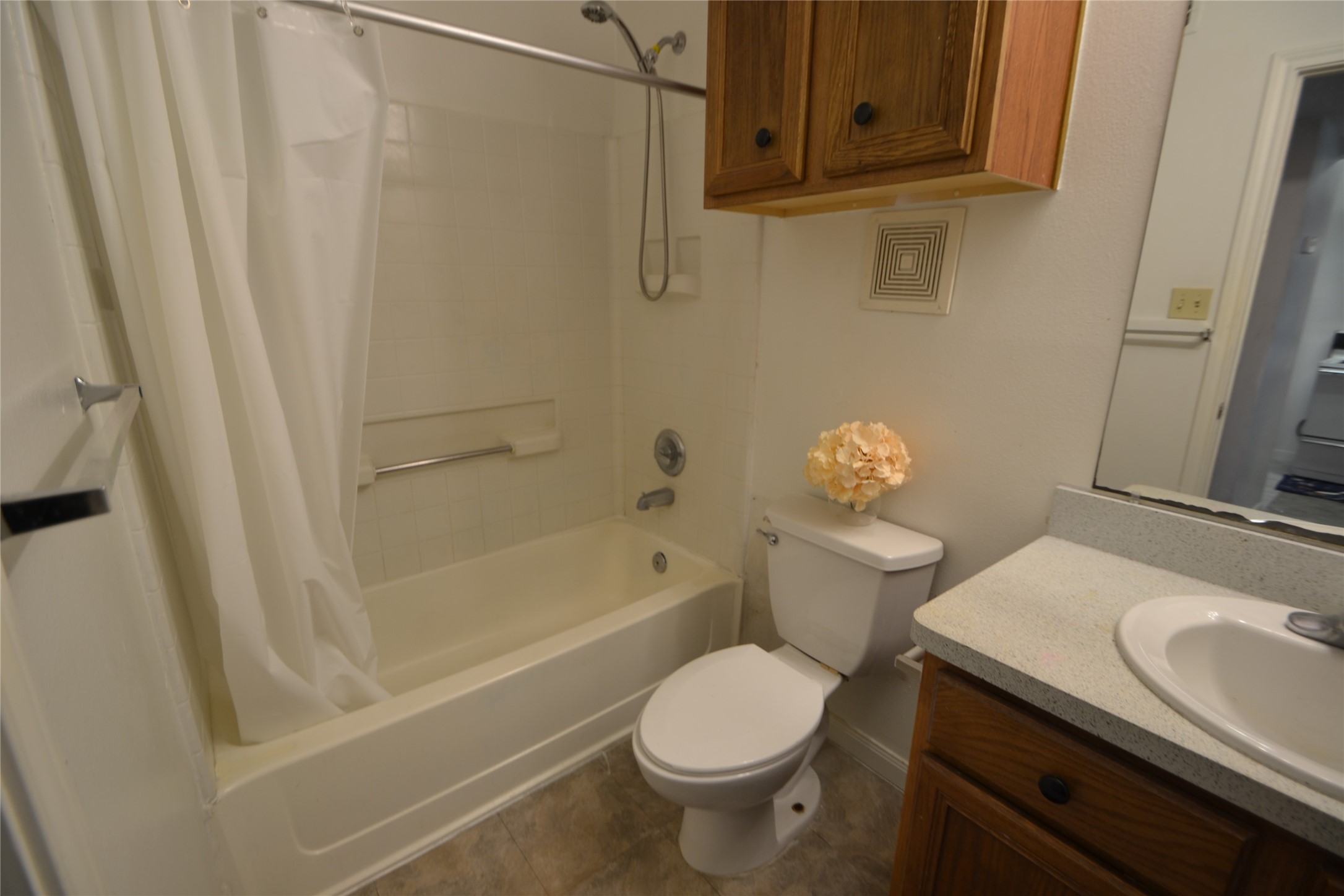 304 Dell Court, Unit 7 Houston, TX 77009 - Photo 13 of 22