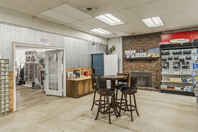 $4,000,000 | 1100 Winchester Highway, Fayetteville, TN 37334