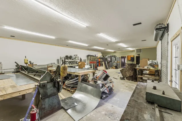 $4,000,000 | 1100 Winchester Highway, Fayetteville, TN 37334